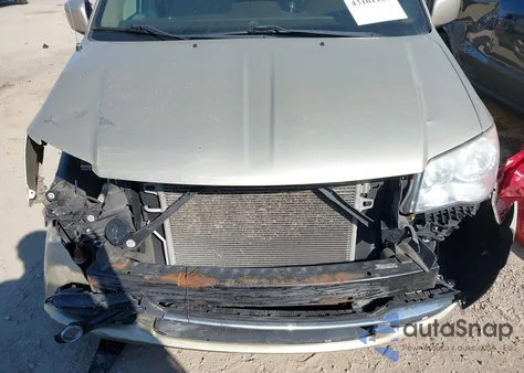 2011 Chrysler Town & Country Touring из США, поврежденный, VIN 2A4RR5DG5BR638376